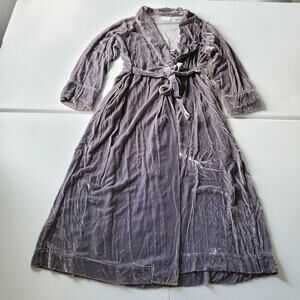 Soft Surroundings Robe Womens Medium Velvet Belted Long Sleeve Pockets Silk Trim